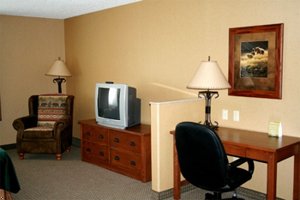 Отель Best Western Kelly Inn & Suites