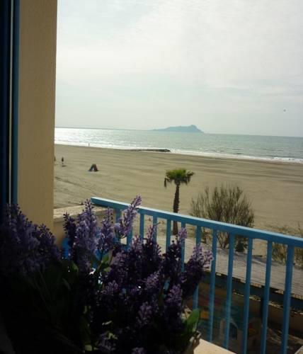 Отель Hotel Mediterraneo