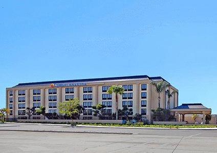Отель Comfort Inn & Suites Anaheim