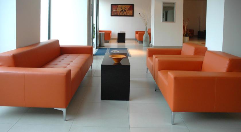 Отель Garden Hotel
