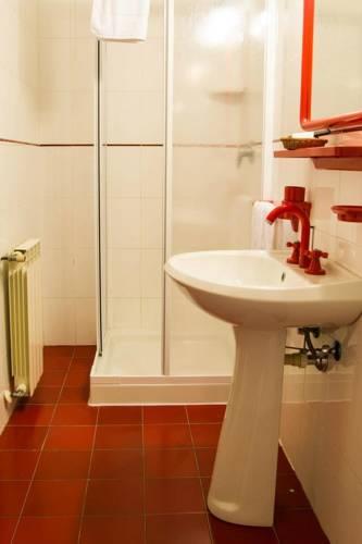Отель Hotel Borgo Clarosa