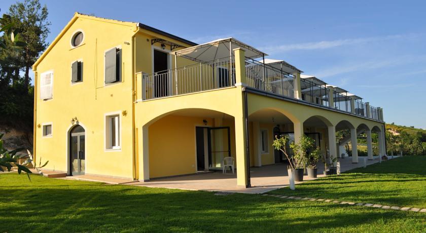 Отель Agriturismo Monte Maggio