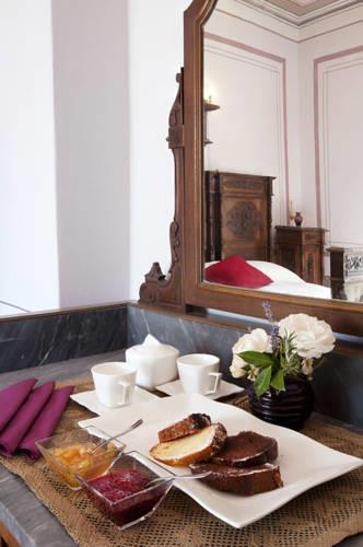 Отель Agriturismo Cerrolungo