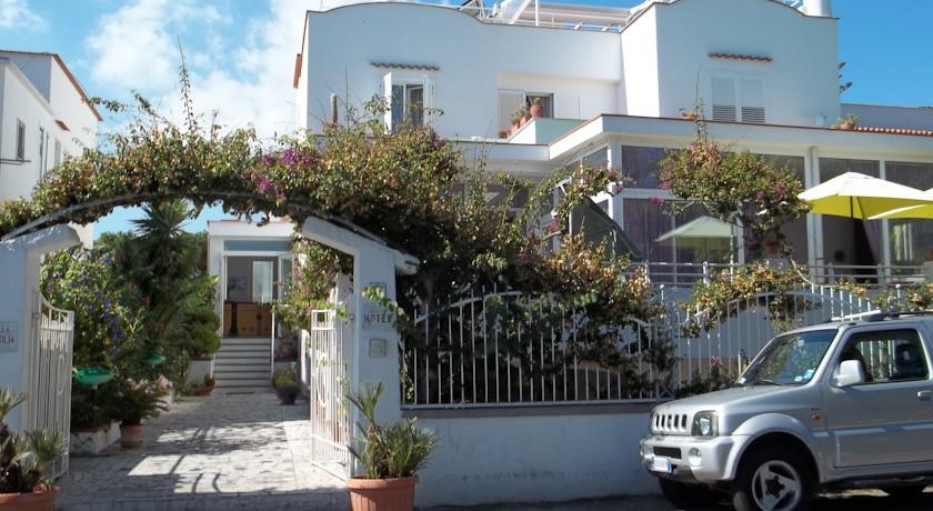 Отель Hotel Villa Cecilia
