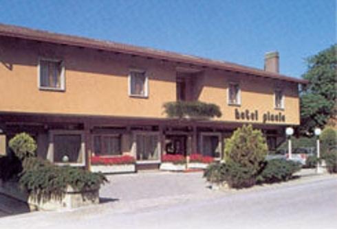 Отель Hotel Pinolo
