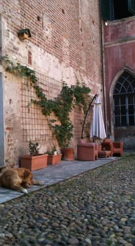 Мини-отель Castello Sannazzaro B&B