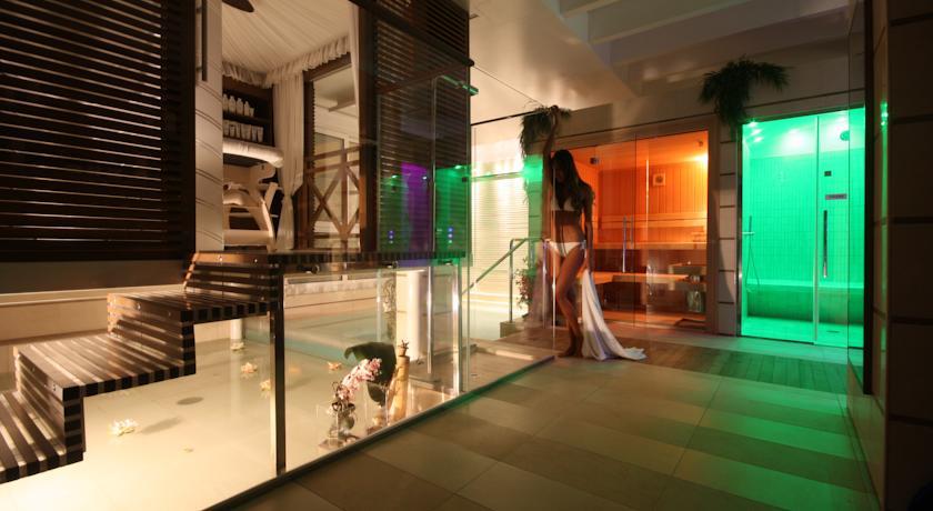 Отель Hotel Estense