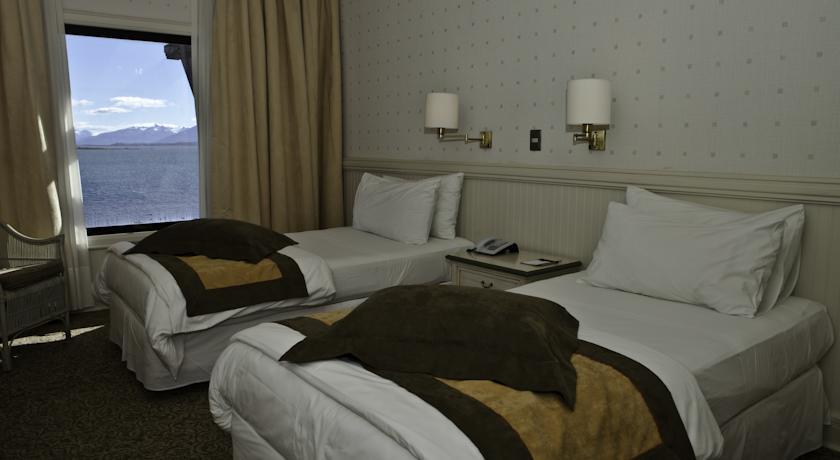Отель Hotel Costaustralis
