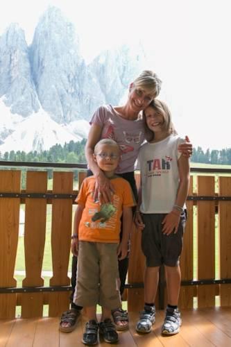 Отель Glatsch-Alm