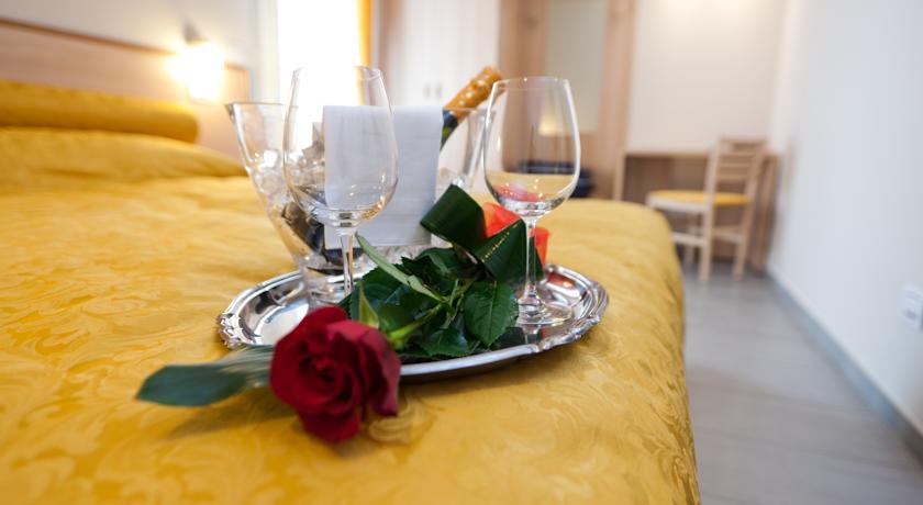 Отель Motel Karibe