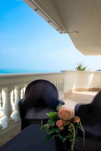 Отель Hotel Guerra