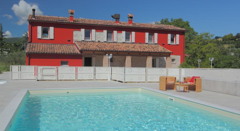 Отель Marcheholiday Cascina Marianna