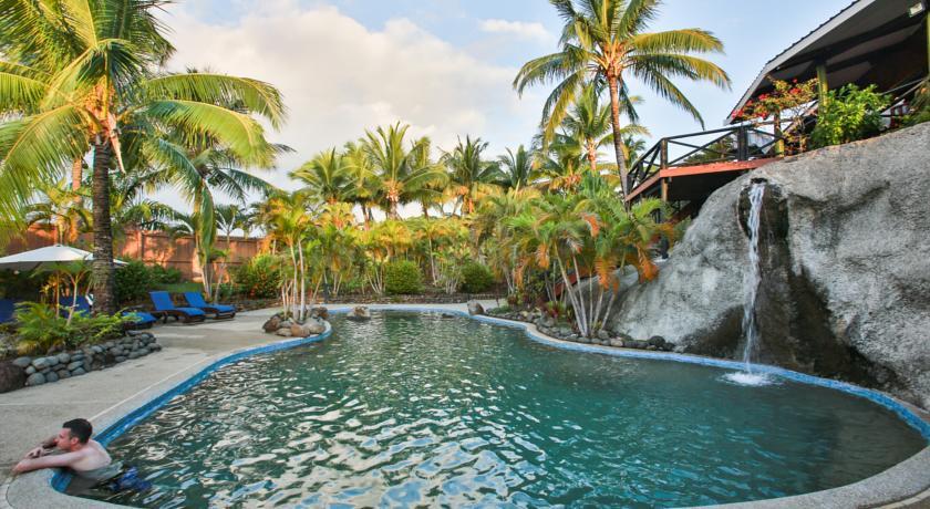 Отель Wananavu Beach Resort