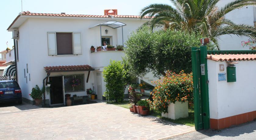 Мини-отель Acquamarina B&B