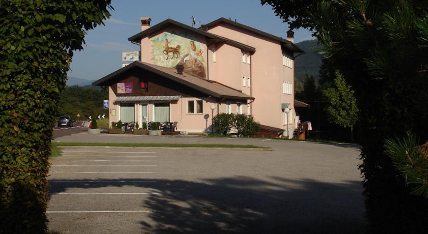 Отель Albergo Ristorante Sagittario