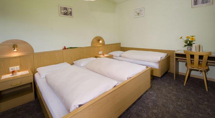 Отель Brunnerhof