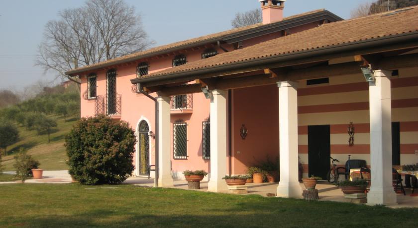 Мини-отель B&B Ca degli Ulivi