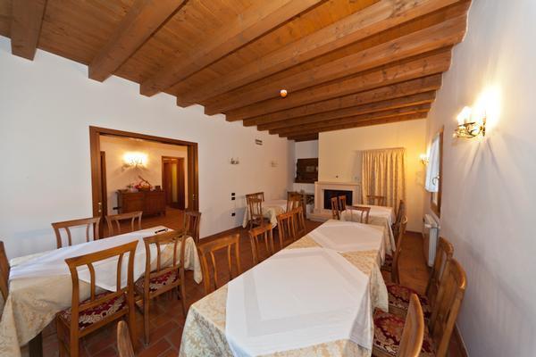 Отель Agriturismo Corte Bonicella