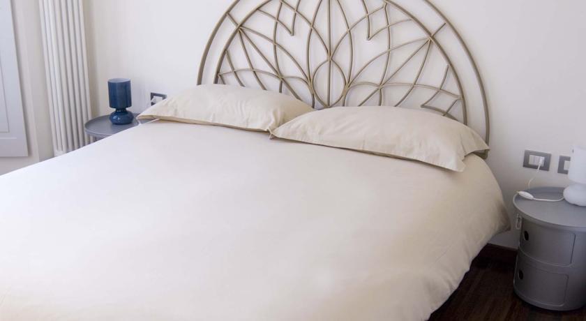 Мини-отель La Canarina Bed & Breakfast