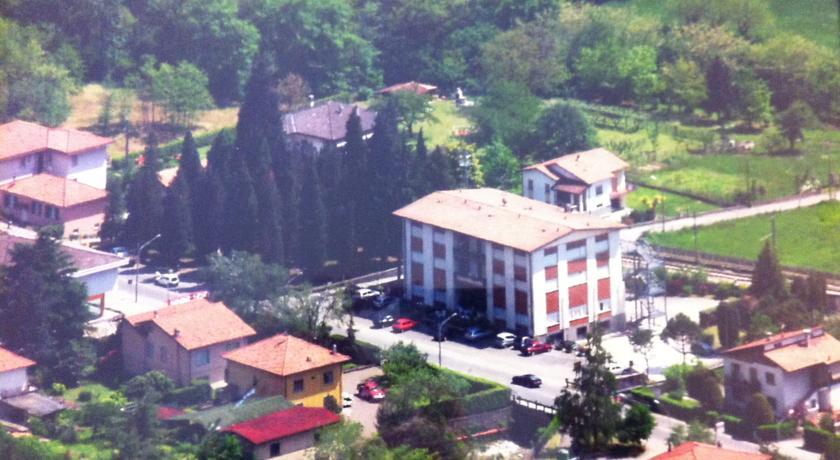Отель Albergo Cristallo
