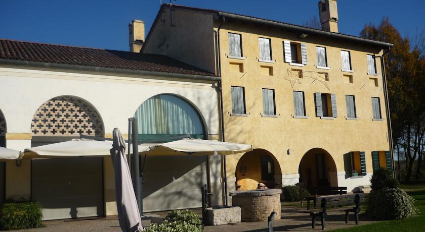 Отель Le Vigne Morosina