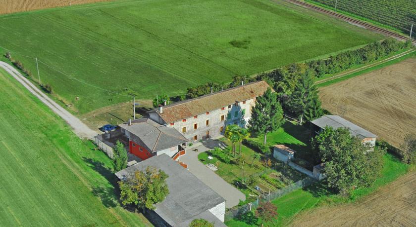 Отель B&B Al Vecchio Confine