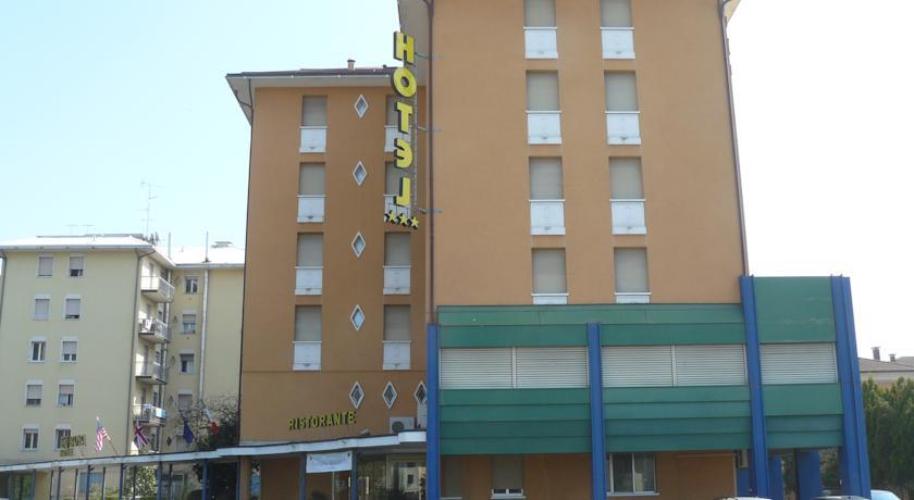 Отель Hotel Europa
