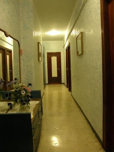 Отель Albergo Cavi