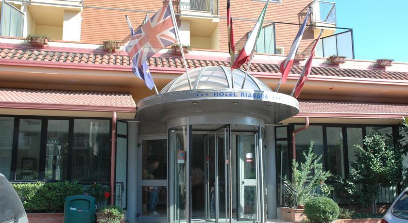 Отель Hotel Niagara