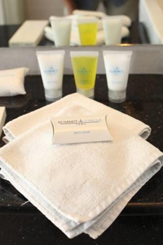 Отель Summit Circle Hotel Cebu