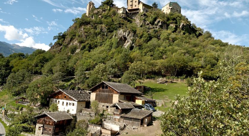 Апартаменты Schlosswirt-Oberortl Juval