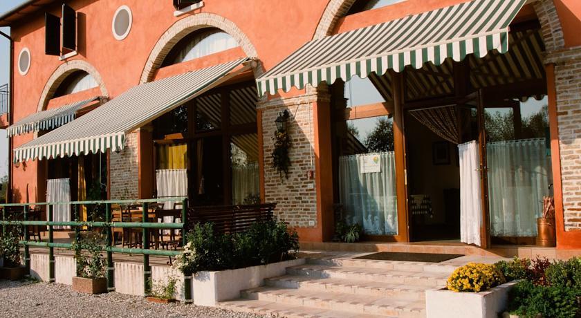 Отель La Restera