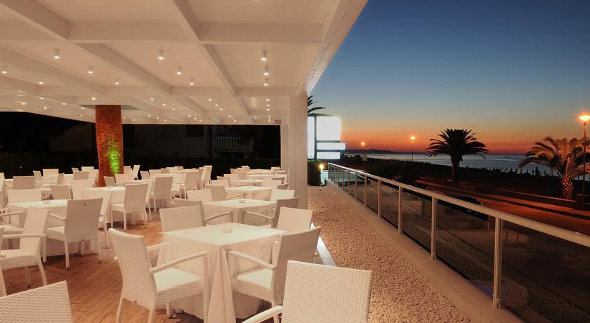 Отель Hotel Sporting