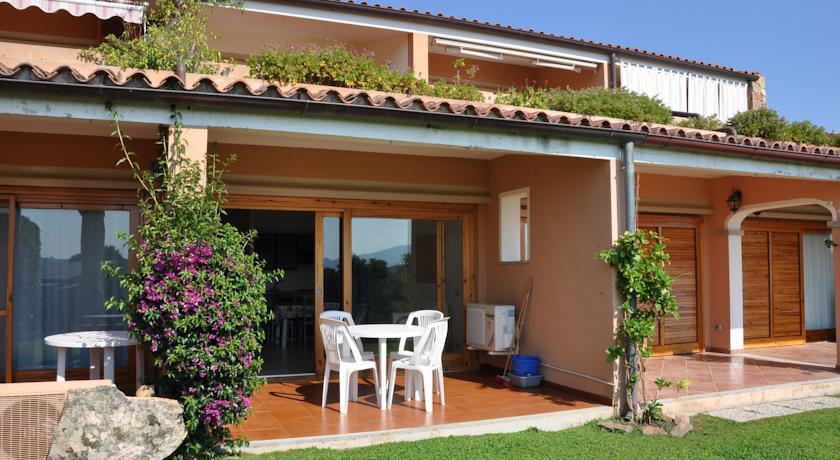 Апартаменты Appartamenti Porto Coda Cavallo