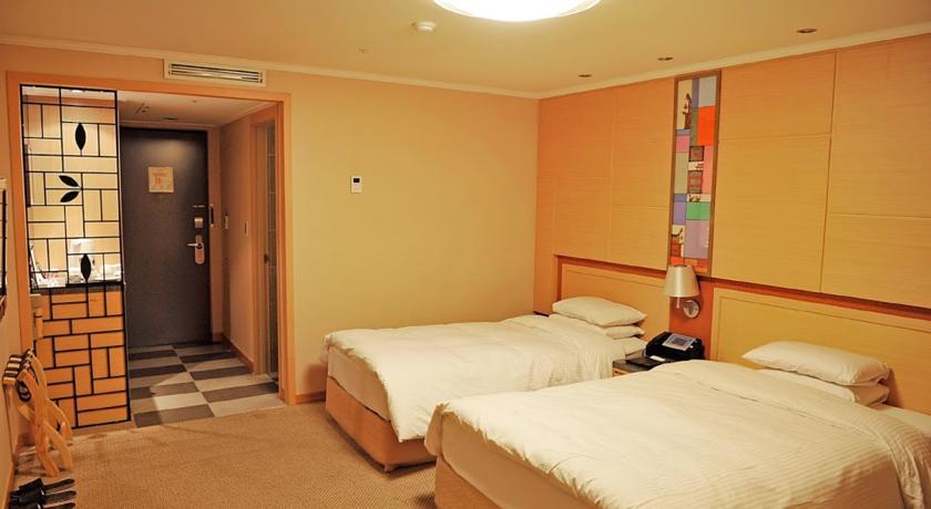 Sunshine hotel