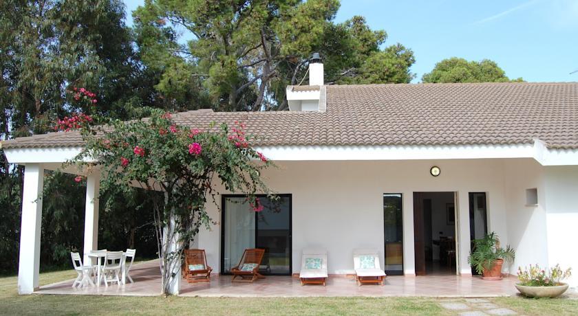 Вилла Villa Le Bouganville