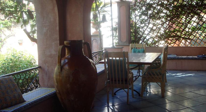 Вилла Casa Bacot