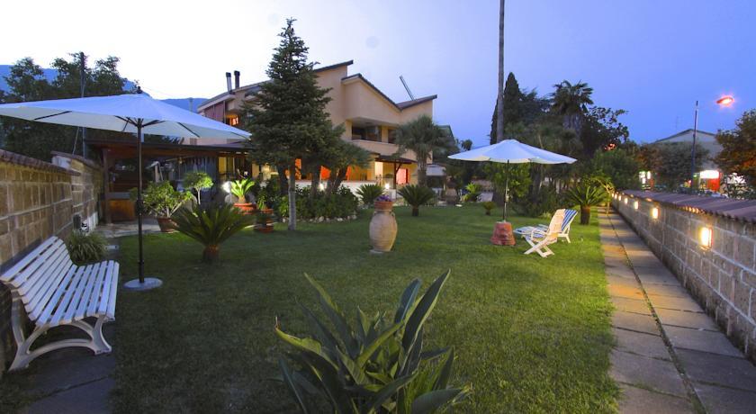 Мини-отель La Magnolia B&B