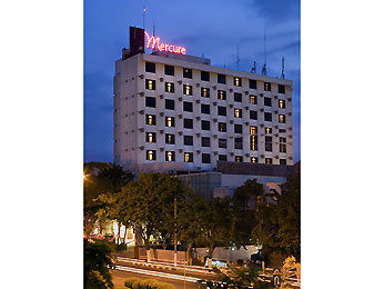 Отель Mercure Surabaya
