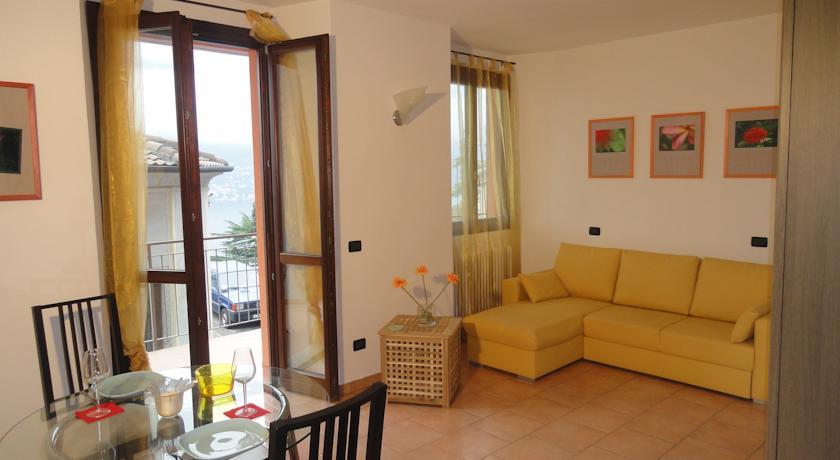 Апартаменты Lago di Como Apartments