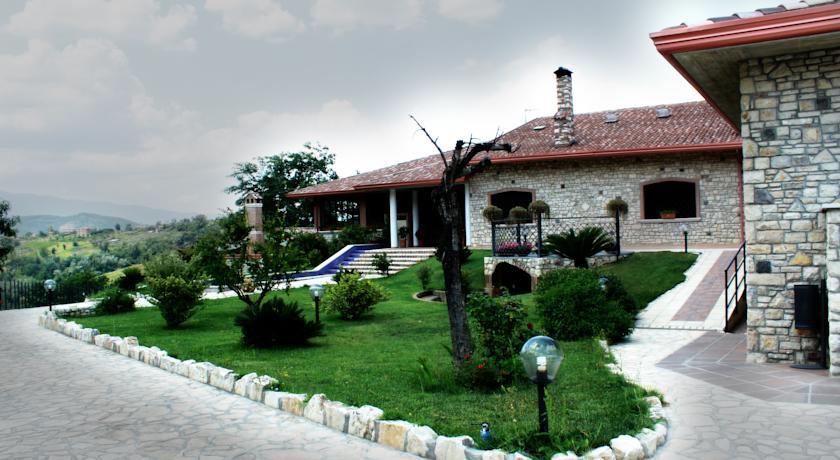 Отель Villa Merici - Borgo Verde