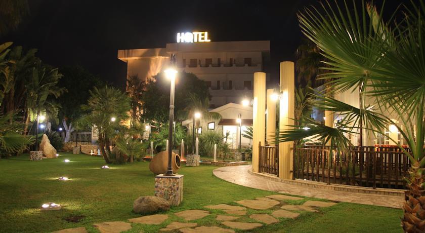 Отель Hotel Conca D'Oro