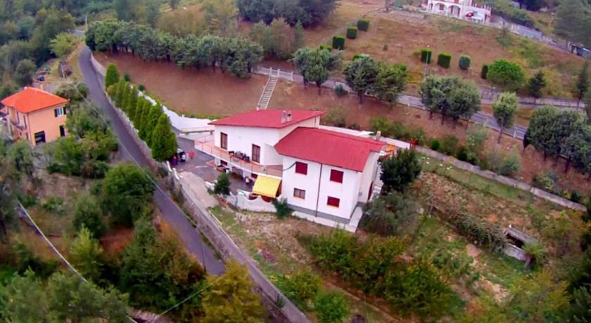 Апартаменты Villa Fiordarancio
