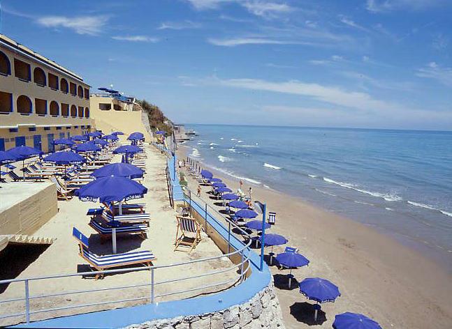 Отель Grand Hotel Dei Cesari Dependance
