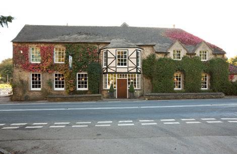 Отель Hunters Hall Inn