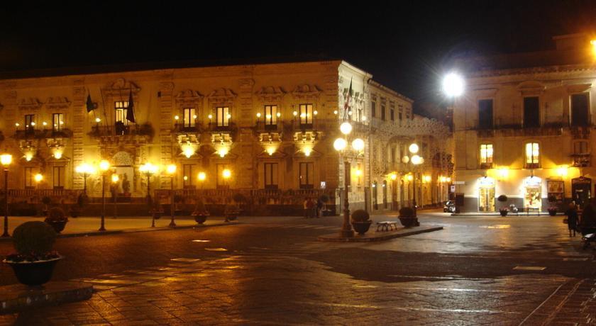 Мини-отель Aci Center Inn