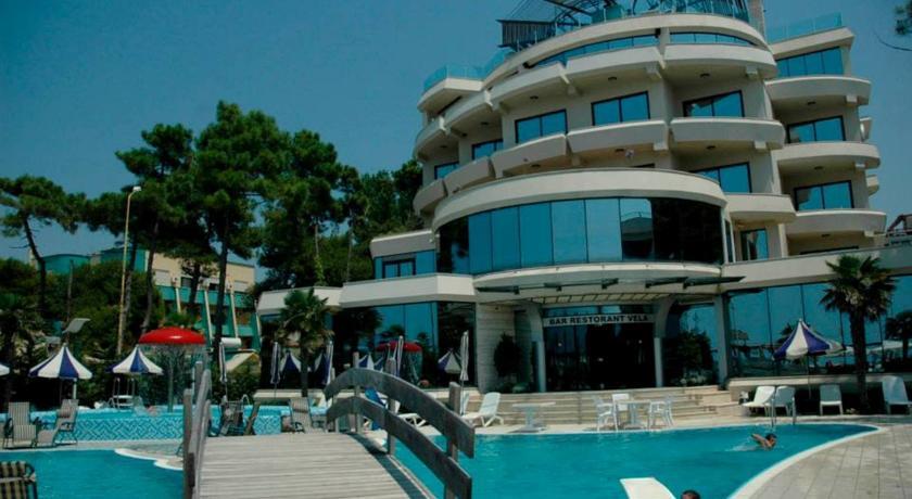 Vela Hotel