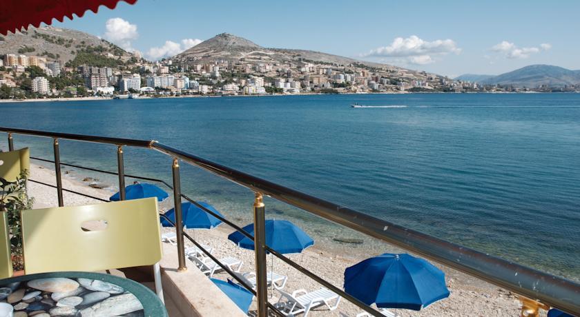 Отель Hotel Royal Saranda