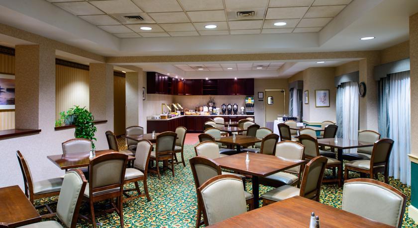 Отель Hawthorn Suites by Wyndham Franklin