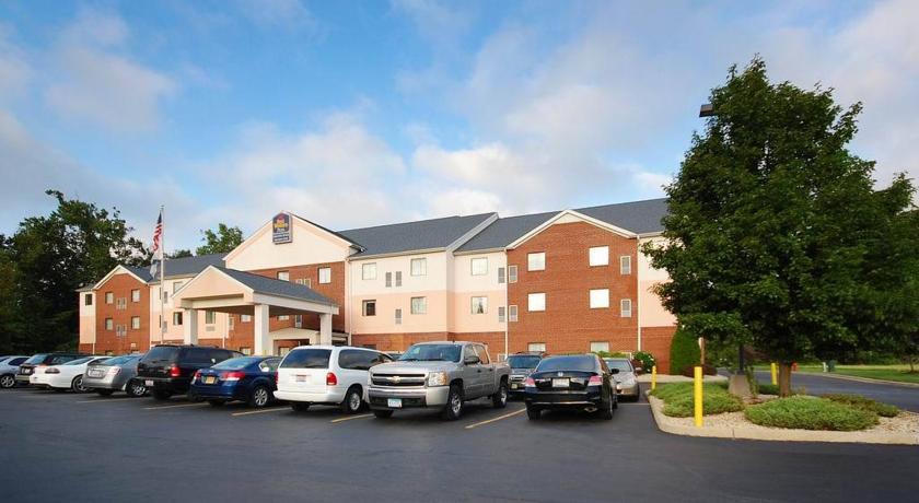Отель Best Western Executive Suites - Columbus East